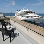 Stunning Sea View Zára