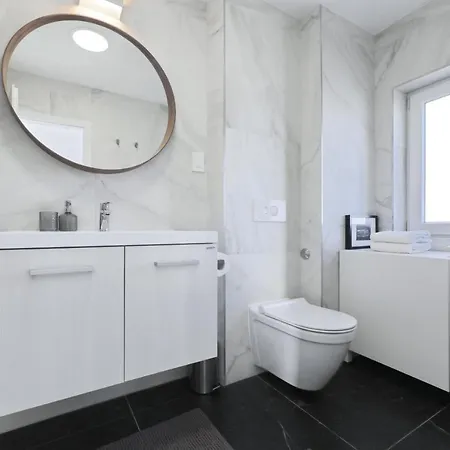 Stunning Sea View Apartament